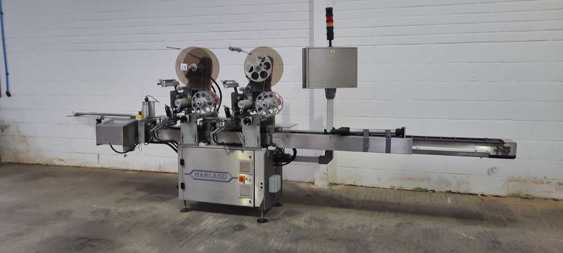 Harland Labeller MK 5 Sirius Automatic 2-Head Top Label Applicator with Comet Heads - Image 6 of 9