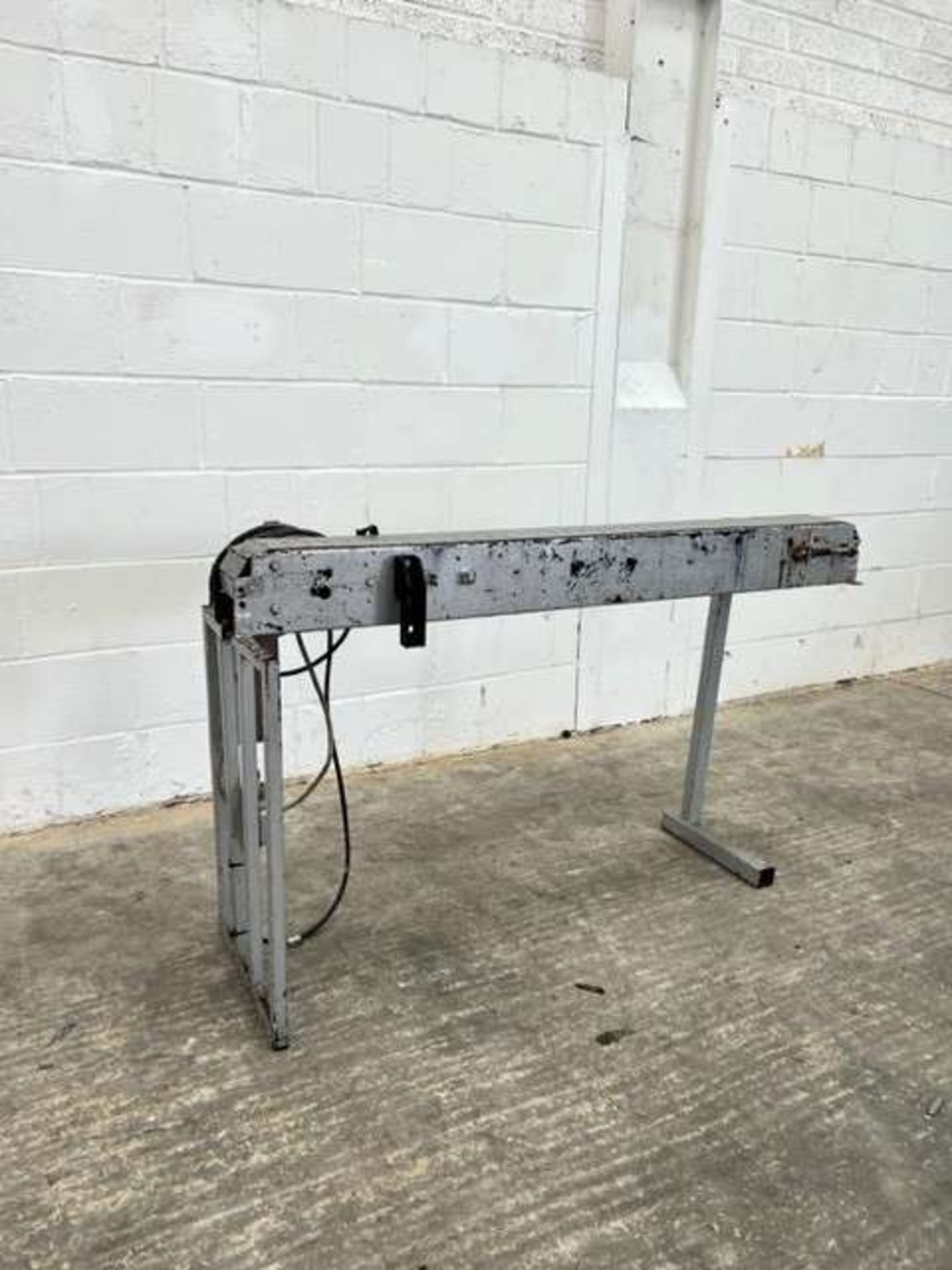 1.5 Metre Slat Conveyor - Image 2 of 3