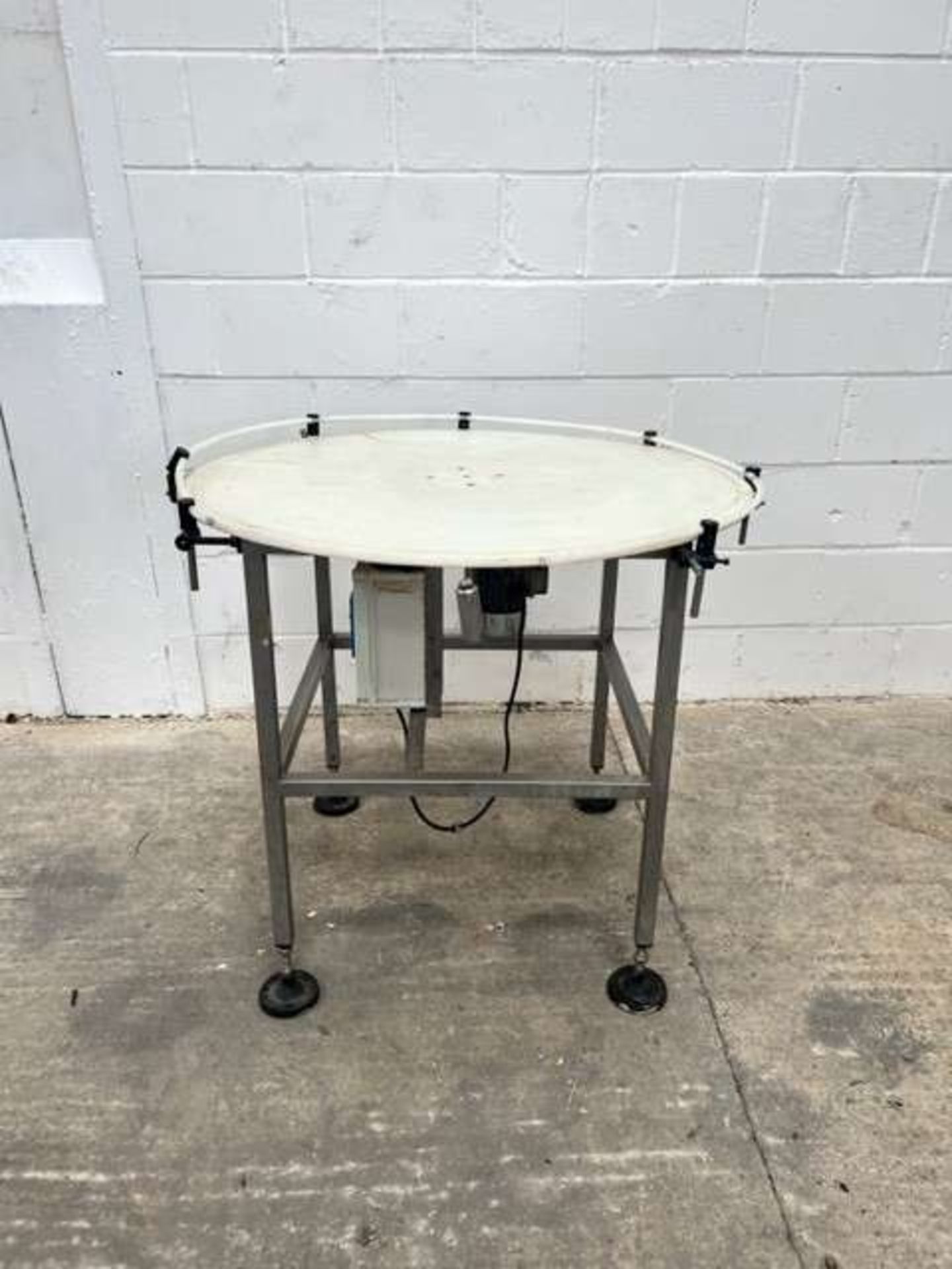 Rotary Table 1000mm DIA with Plastic Top