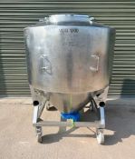 MCG 1200 Litre Stainless Steel Mobile Storage Vessel