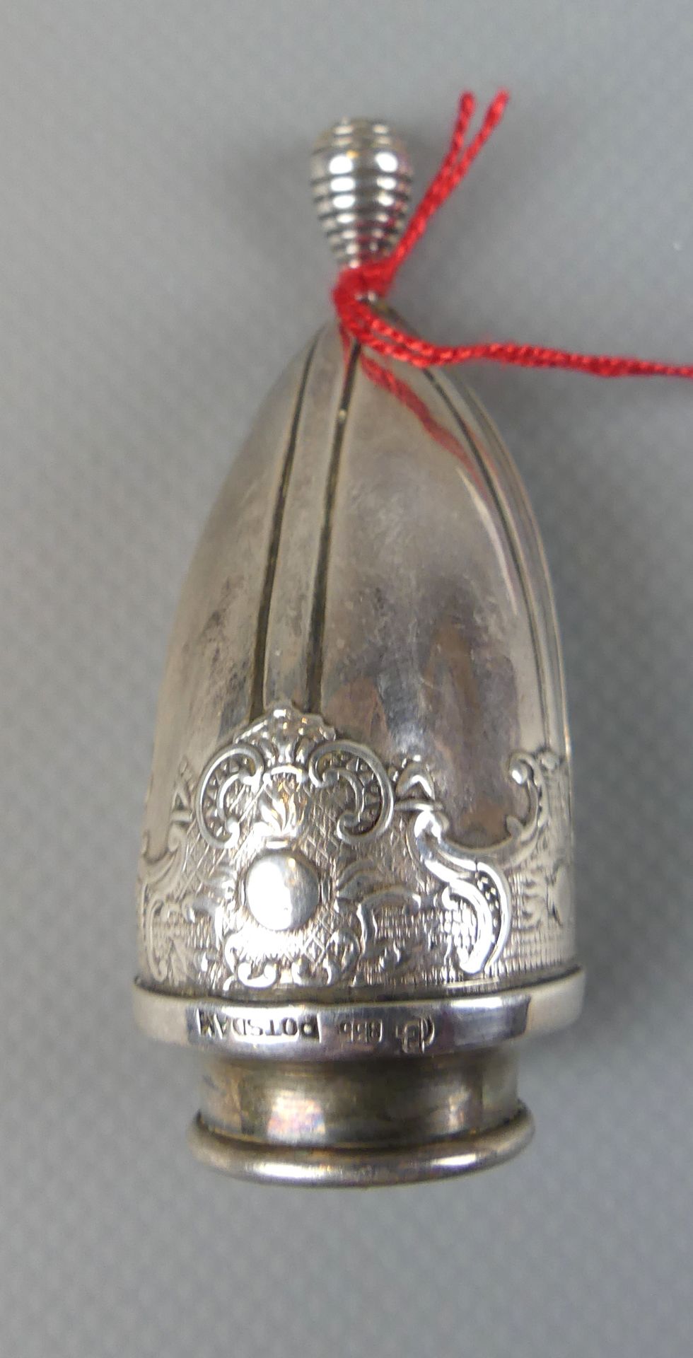 Flaschenkorkenhalter, Miniatur einer preußischen Grenadiermütze des - Bild 3 aus 4