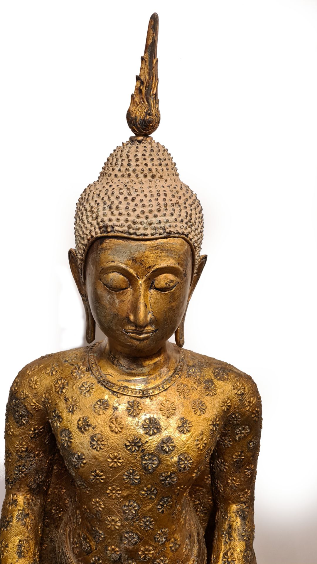 Stehender Buddha, Gabenschale haltend, Metall, farbig gefasst, - Bild 3 aus 4