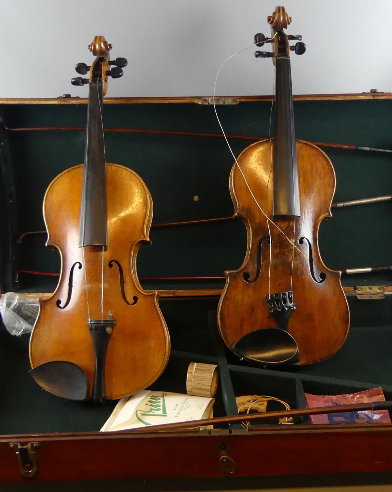 Paar Geigen im Kasten, mit Zettelinschriften; Laurentius Storioni, - Bild 2 aus 7