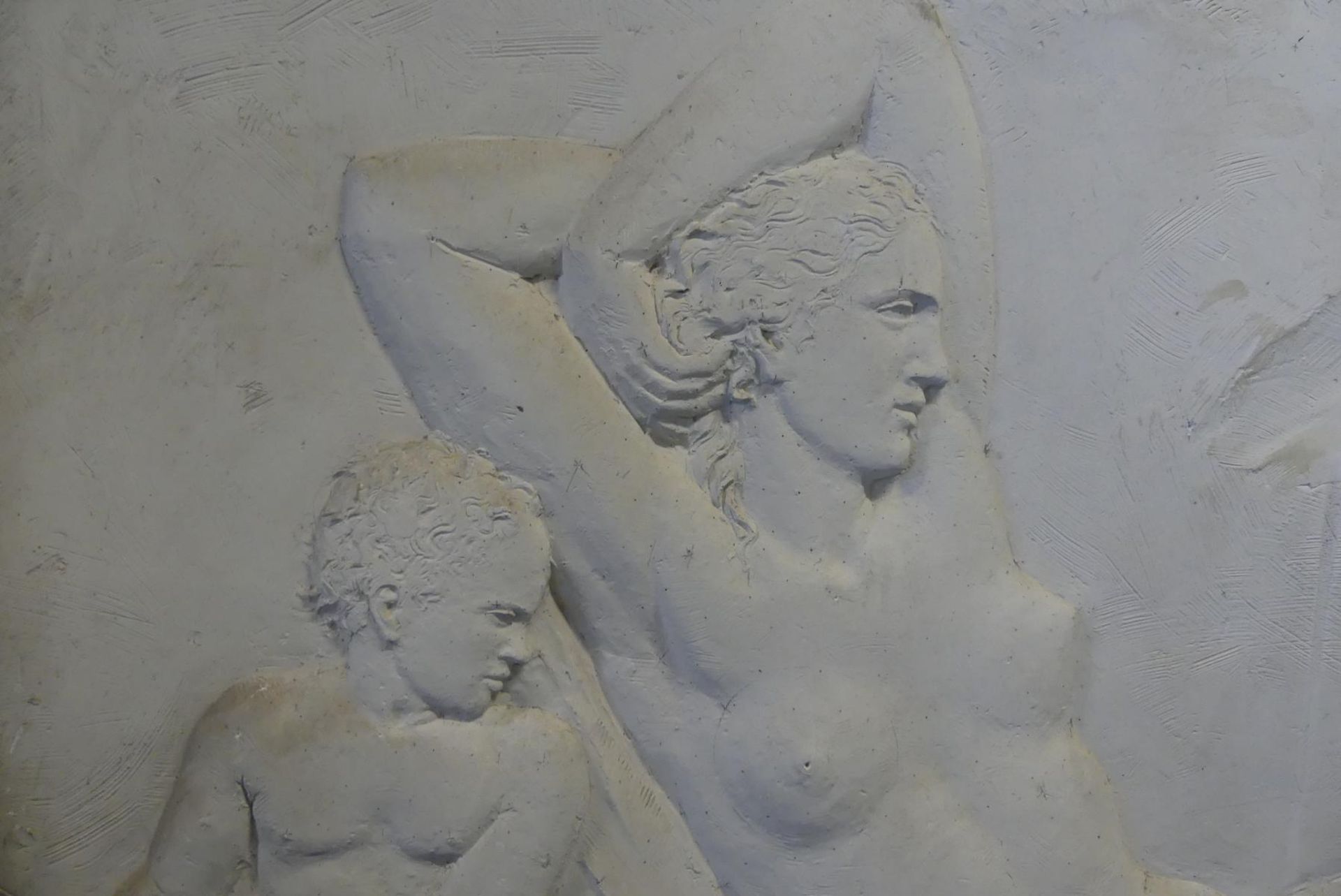 PROF. EMIL HIPP (1893-1965), "Venus & Tannhäuser", Relief, Gips, - Image 5 of 6