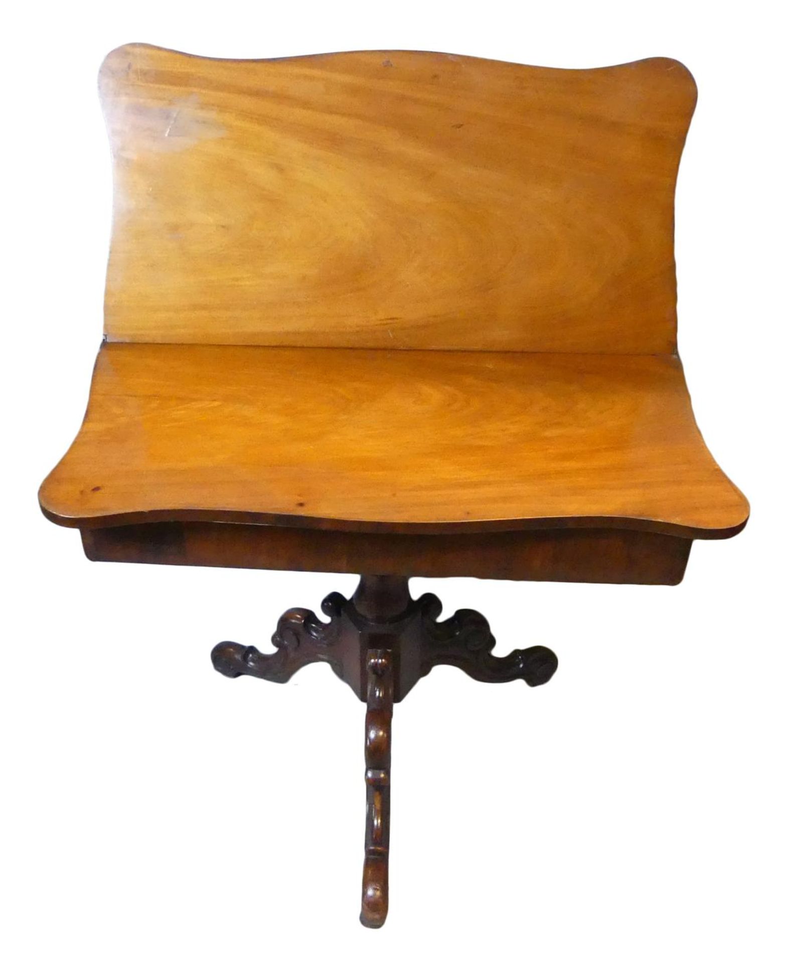 Tisch, Mahagoni, klappbar, auf drei Füßen, H. ca. 65, B. 84, T. 2 x 42 cm - Image 2 of 2