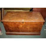 19th Century faux grain pine coffer/chest, the rectangular hinged top opening to reveal storage