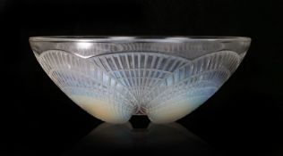 Rene Lalique "Coquille" pattern glass bowl, relief moulded with scallop shells in a graduated