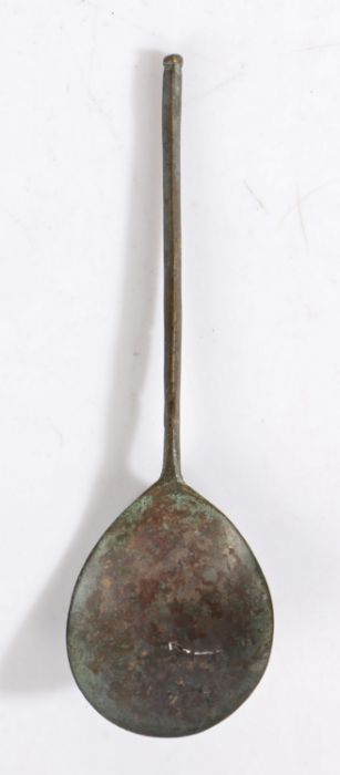 A rare 15th century latten proto-acorn knop spoon, English, circa 1400-50 Having a diamond-shaped - Image 2 of 2