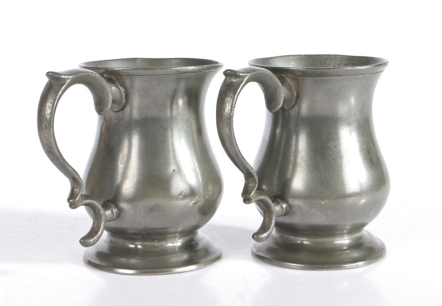 A pair of mid-19th century pewter Imperial half-pint measures, Glasgow Each of tulip-shape, with - Image 4 of 4