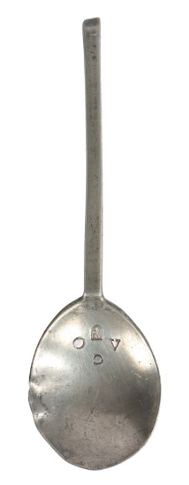 A 17th century pewter slip top spoon, English, circa 1680 Maker's mark of Moses Winkworth,