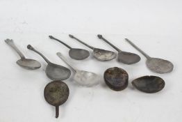 Collection of 17th century style century pewter spoons of various styles (11)