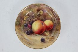 Royal Worcester hand painted dish, signed Bennett, 11cm diameter