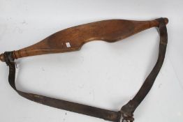 Early 20th century elm yolk, with leather strap, 90cm long