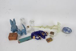 Collection of mixed items, to include a vaseline epergne flute, Sylvac style rabbit, Donald Duck and