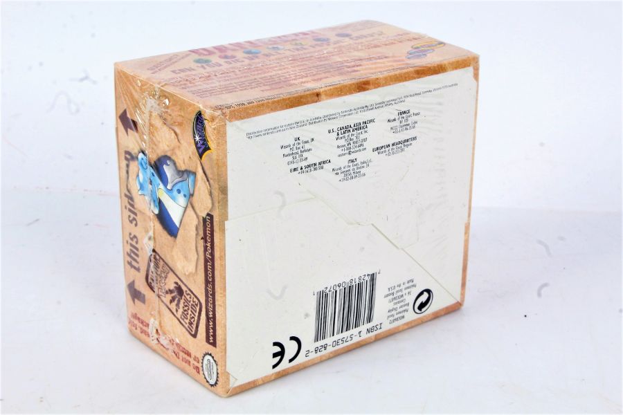 Pokemon Fossil Booster Box. Sealed,1999, WOTC box. Weighing 791.0g. - Image 2 of 2