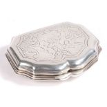 Continental white metal snuff box, circa 1750, the serpentine fronted box with foliate, shell and