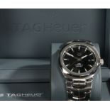 Tag Heuer Link Calibre 5 automatic gentleman's stainless steel wristwatch, the signed black dial