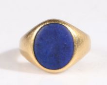 18 carat gold and lapis lazuli signet ring, the head set with an oval lapis lazuli, stamped 18k,