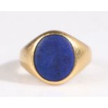 18 carat gold and lapis lazuli signet ring, the head set with an oval lapis lazuli, stamped 18k,