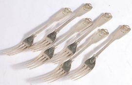 Set of six George V silver desert forks, London 1929, maker Goldsmiths & Silversmiths Company Ltd.