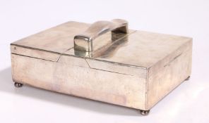George V silver cigarette box, London 1915, maker James Samuel Bell, the central shaped handle