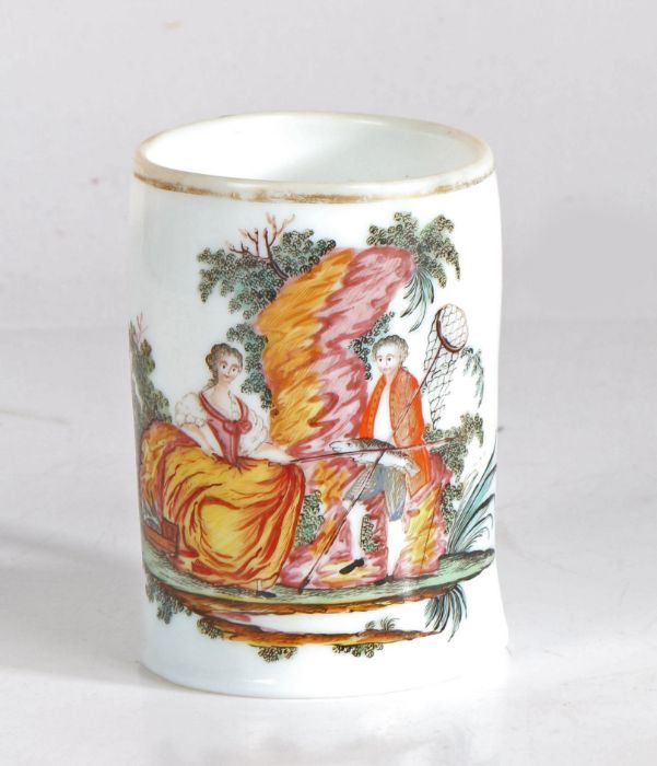 18th century Bohemian milk glass mug, painted with a scene of lady and gentleman fishing at the side - Image 3 of 4