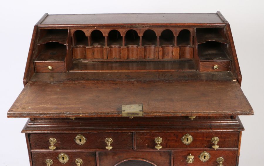 A rare William & Mary oak kneehole bureau, circa 1690 Of good bold design, having a one-piece slope, - Image 4 of 13