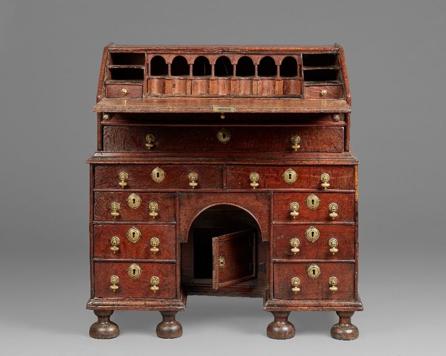 A rare William & Mary oak kneehole bureau, circa 1690 Of good bold design, having a one-piece slope, - Image 8 of 13