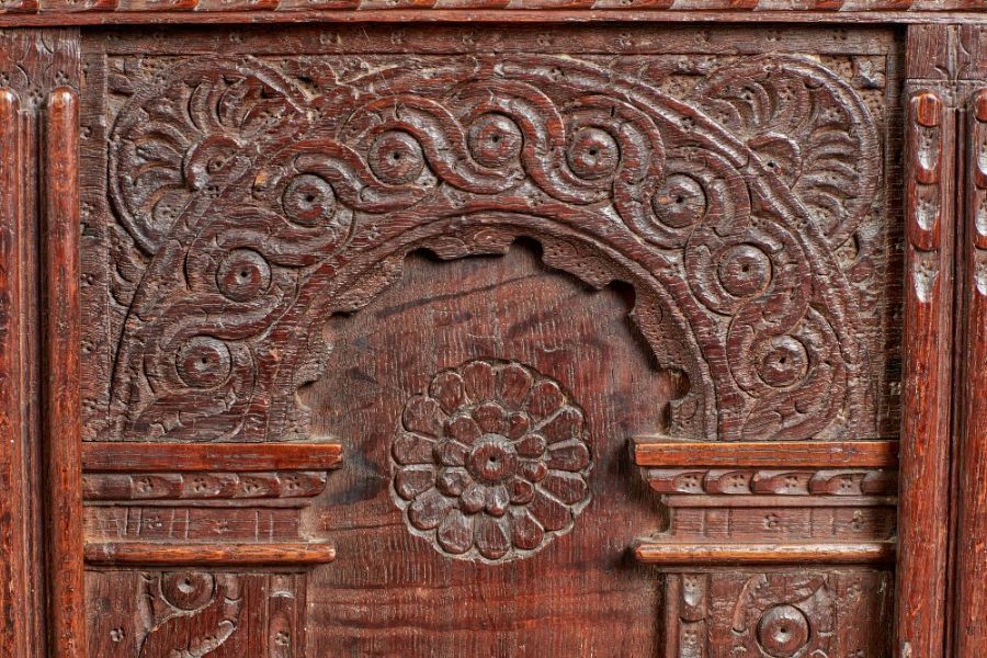 An Elizabeth I joined Baltic oak coffer, East Anglia, circa 1580 Having a quadruple-panelled - Image 7 of 9