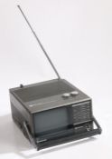 Samsung BT-121J. 5 inch Portable TV and AM/FM Radio, serial 38501474