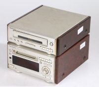 Technics CD player SL-HD60, Technics Minidisc deck SJ-HD501 (2)