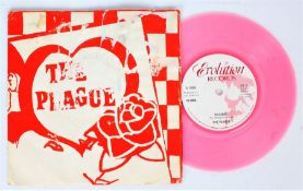 The Plague – In Love ( EV 1 , UK, 1979, pink vinyl, sleeve G/VG, vinyl VG+/EX)
