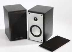 Pari of Mordaunt-Short MS902 speakers