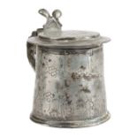 A rare Charles II pewter flat-lid punch-decorated tankard, Lancashire. circa 1670 Of small size,