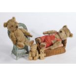 Four 20th century teddy bears, England circa 1920 (4)