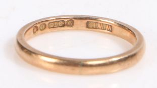 9 carat gold wedding band, stamped 375, ring size J 1/2 weight 1.8 grams