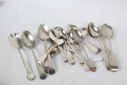 Set of six Victorian silver teaspoons, London 1850, maker Chawner & Co. (George William Adams),