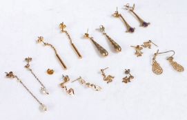 Collection of mostly 9 carat gold and yellow metal earrings, gross weight 10.9 grams