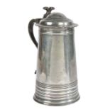 An early 18th century pewter straight-sided dome-lidded flagon, York, circa 1700-20 OEAS half-