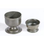 A mid-18th century pewter OEWS quart Jersey lidded measure, circa 1750 With touchmark of John de St.