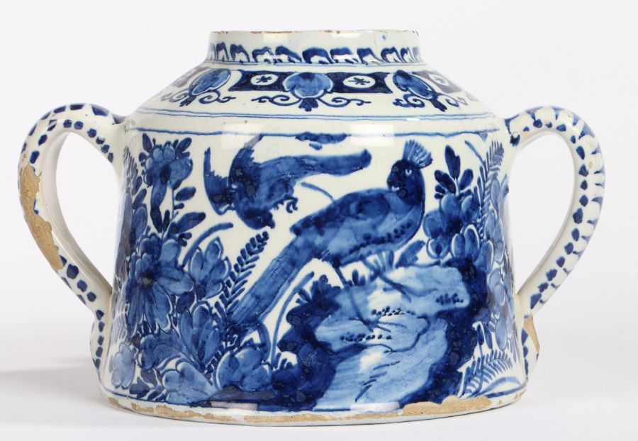 A late 17th/ early 18th Century English Delft posset pot, circa 1690/1710, decorated in blue with - Image 2 of 2