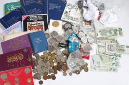 A collection of GB and world coins and medallions, to include Queen Elizabeth II 18 carat gold