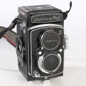 Yashica-Mat Copal-MXV TLR camera, f=80mm 1:3.5.