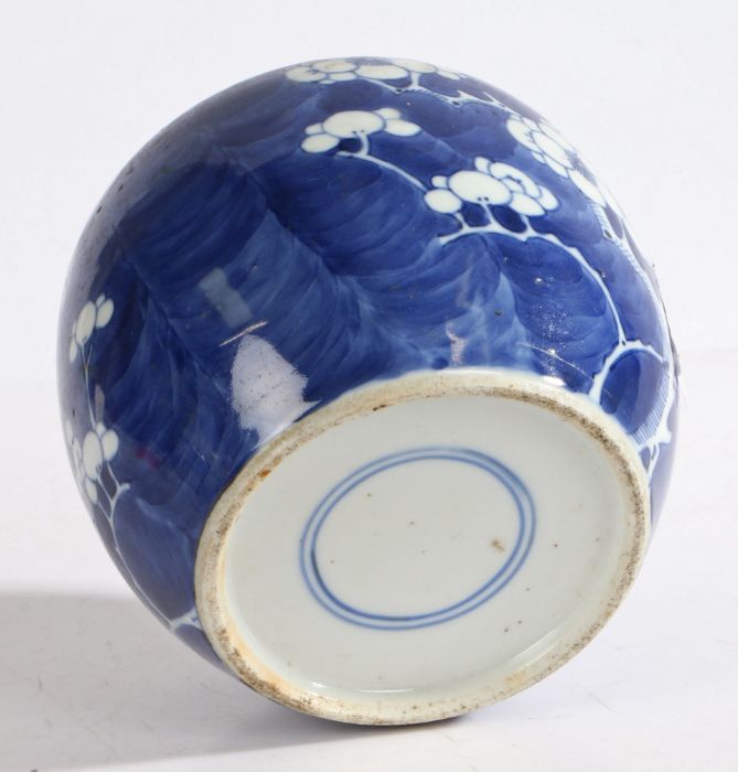 A Chinese blue and white porcelain ginger jar, decorated with a cherry blossom design to the body, - Image 6 of 9