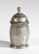 A George II pewter lidded spice pot circa 1730 Of barrel-shape, the body with paired double linear