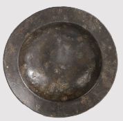 A good Elizabeth I pewter spice plate, circa 1580-1600 Having a plain rim with ownership triad ‘E’