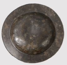 A good Elizabeth I pewter spice plate, circa 1580-1600 Having a plain rim with ownership triad ‘E’