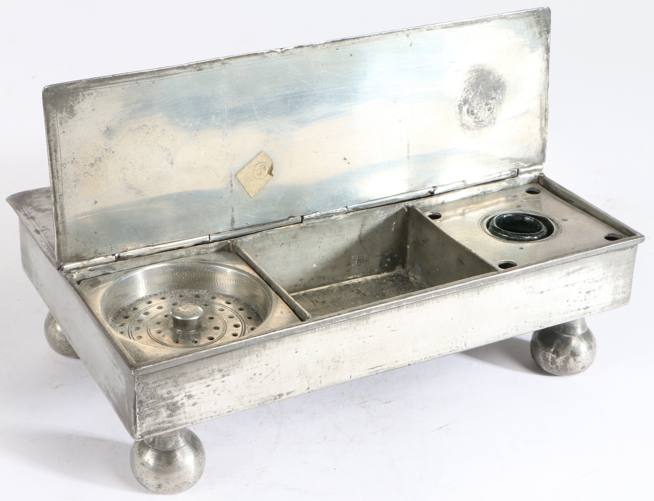 A George III pewter ‘treasury' inkstand, circa 1800 Of typical flat rectangular twin-flap form, - Image 3 of 3