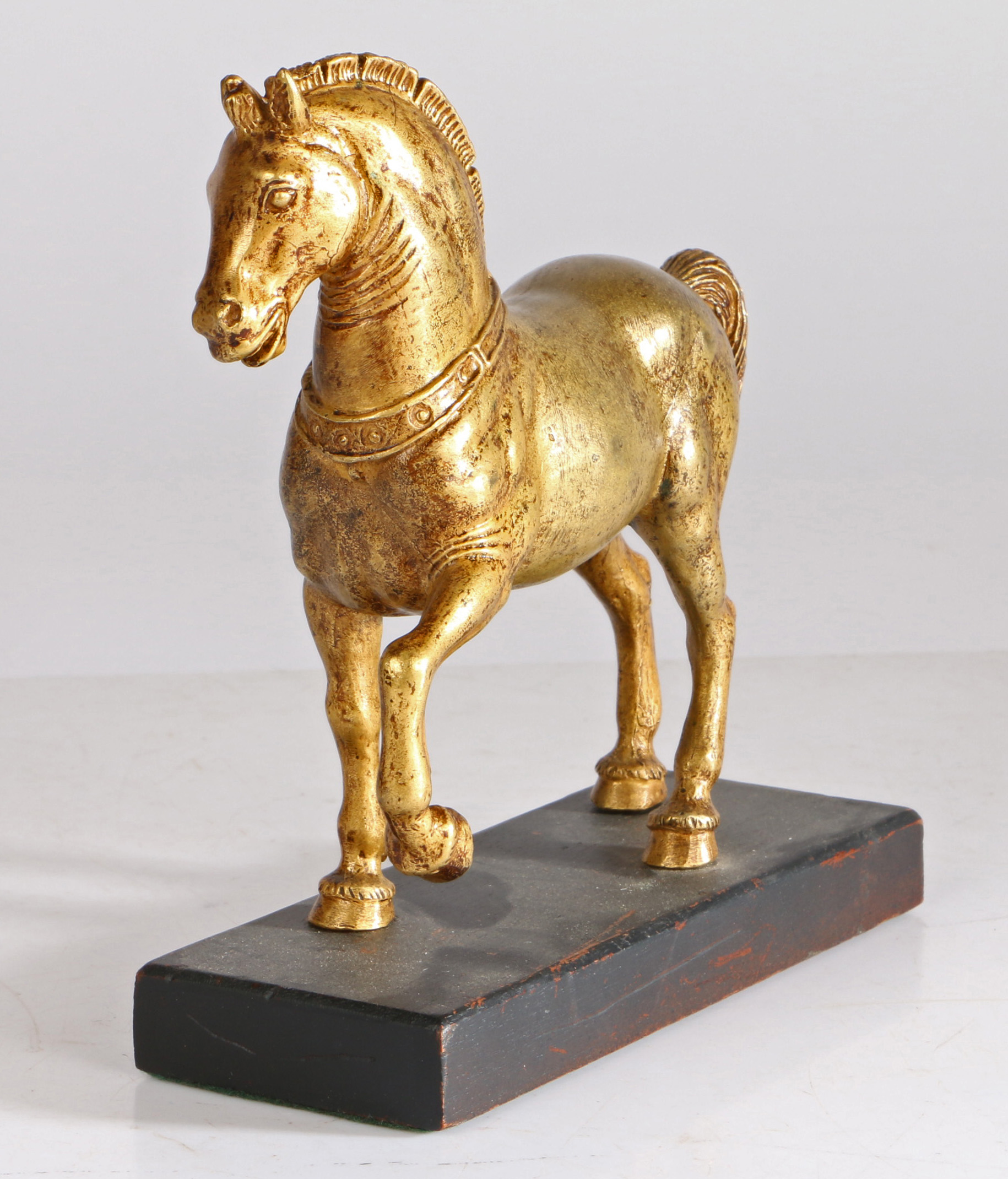 A Grand Tour gilt bronze horse after the Triumphal Quadriga or Horses of the Hippodrome of - Bild 2 aus 2