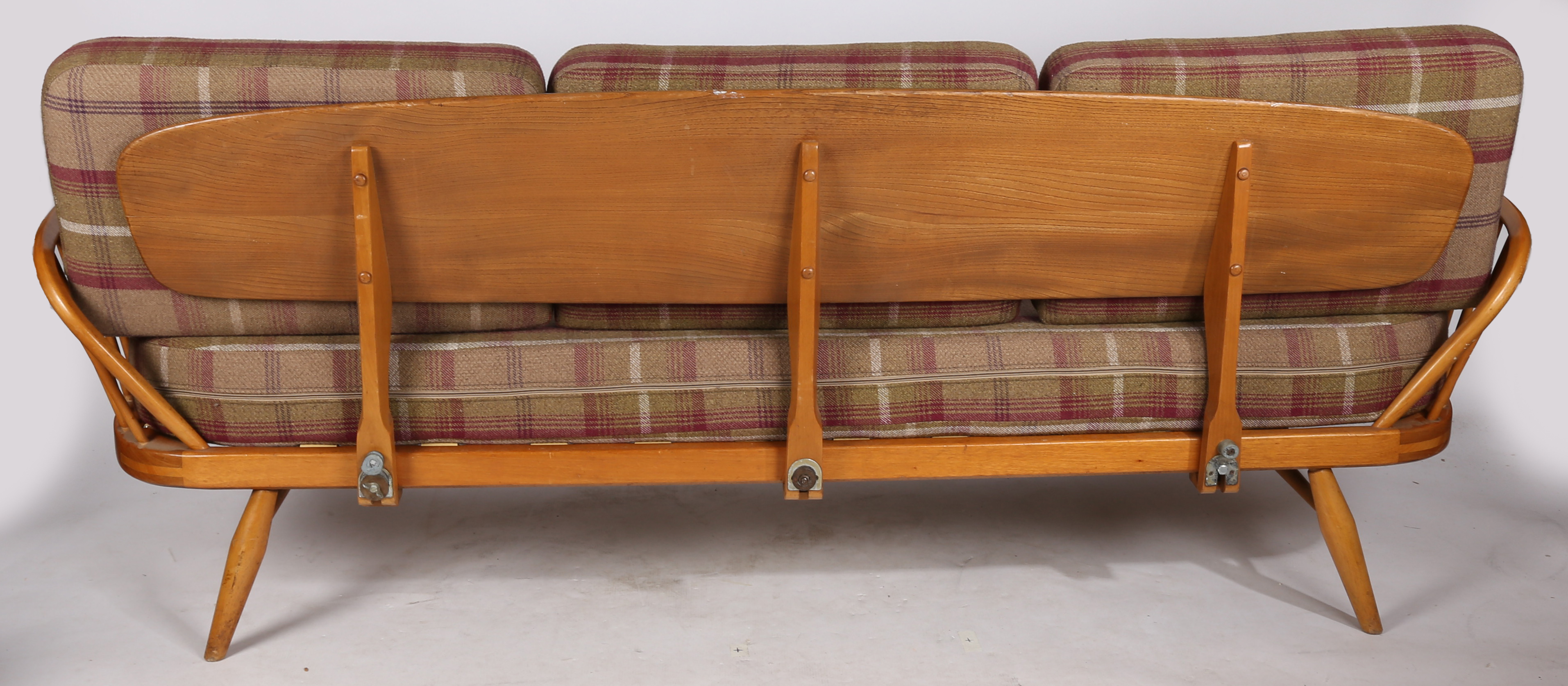 A mid 20th Century Ercol blonde day bed, 206cm x 75cm x 75cm. - Image 2 of 4